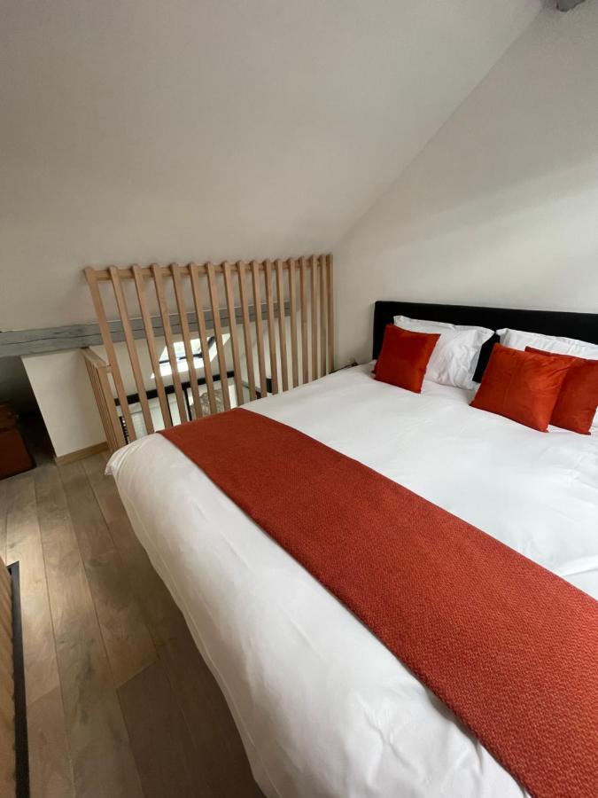 L'Enjambee Aparthotel Namur Ngoại thất bức ảnh